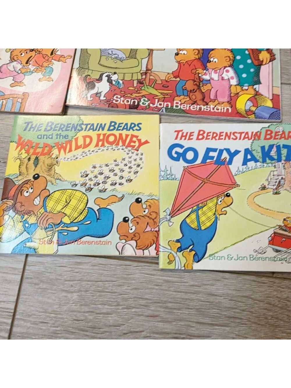 8 Mix Berenstain Bears Books HC Paperback Grandma On Wheels Bad Dream Eat School